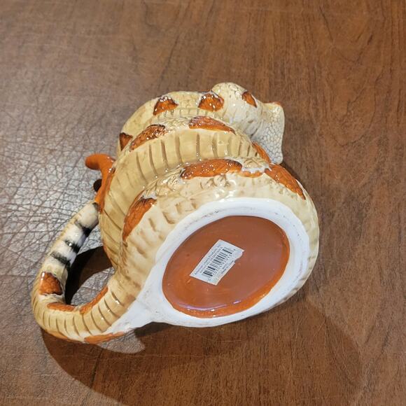 Vintage Coiled Striking Western Diamondback Rattlesnake Coffee Mug - Picture 7 of 9